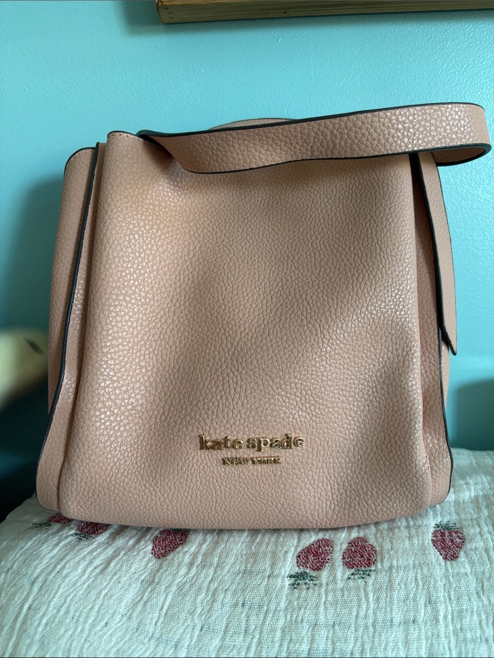 kate spade Pebbled Leather Tote Shoulder Bag in Tan